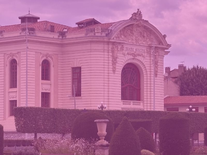 Se référencer localement